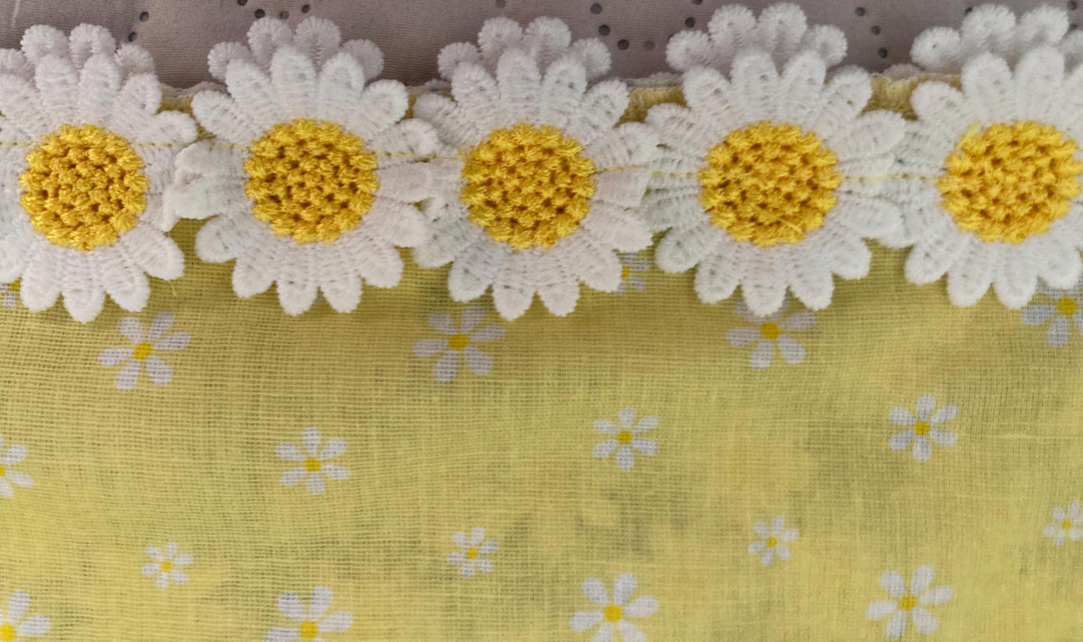 GIRLS PILLOWCASE REVERSIBLE Dress Stripes and Daisies (Copy)