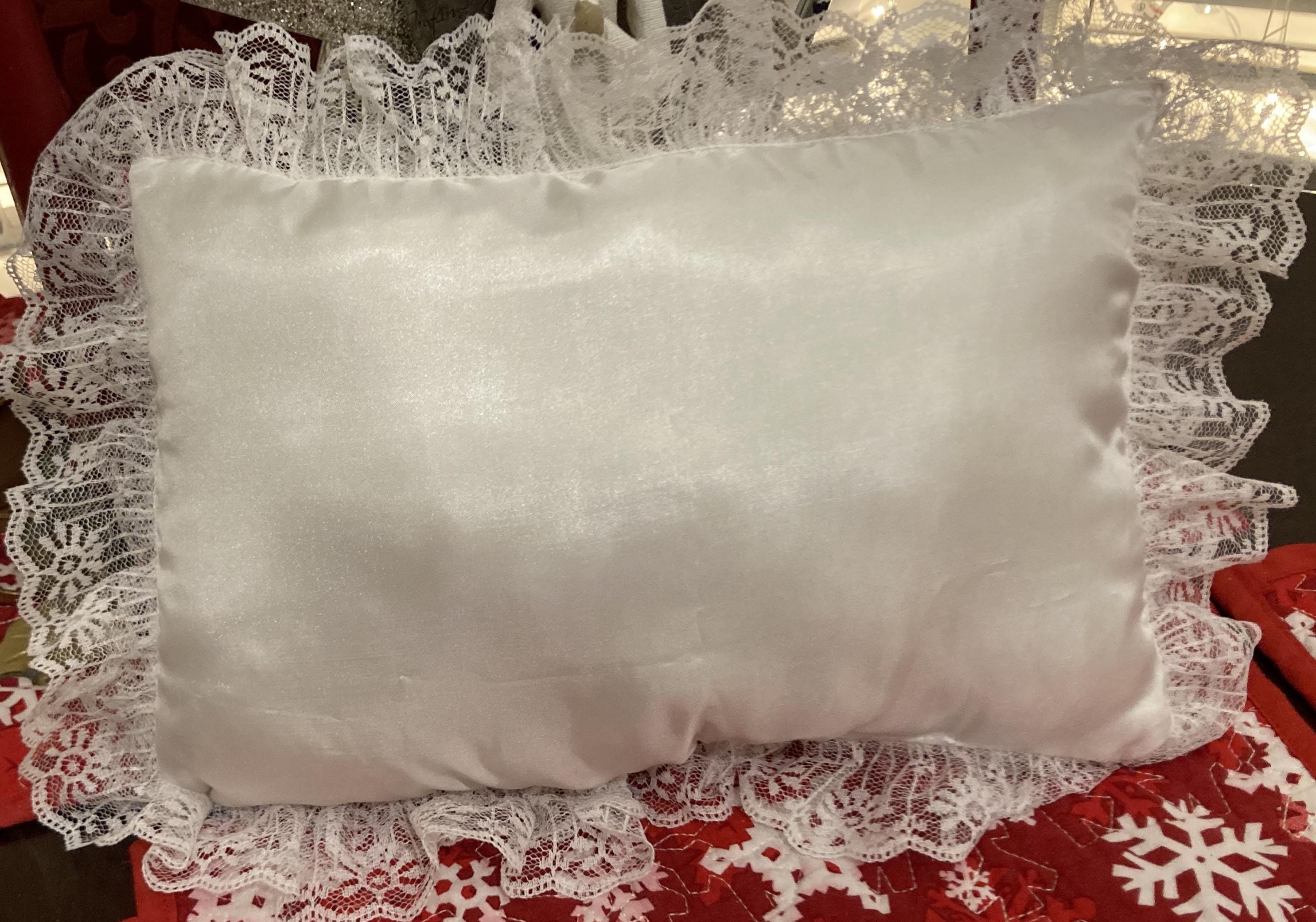 Grandma pillow embroidered in red