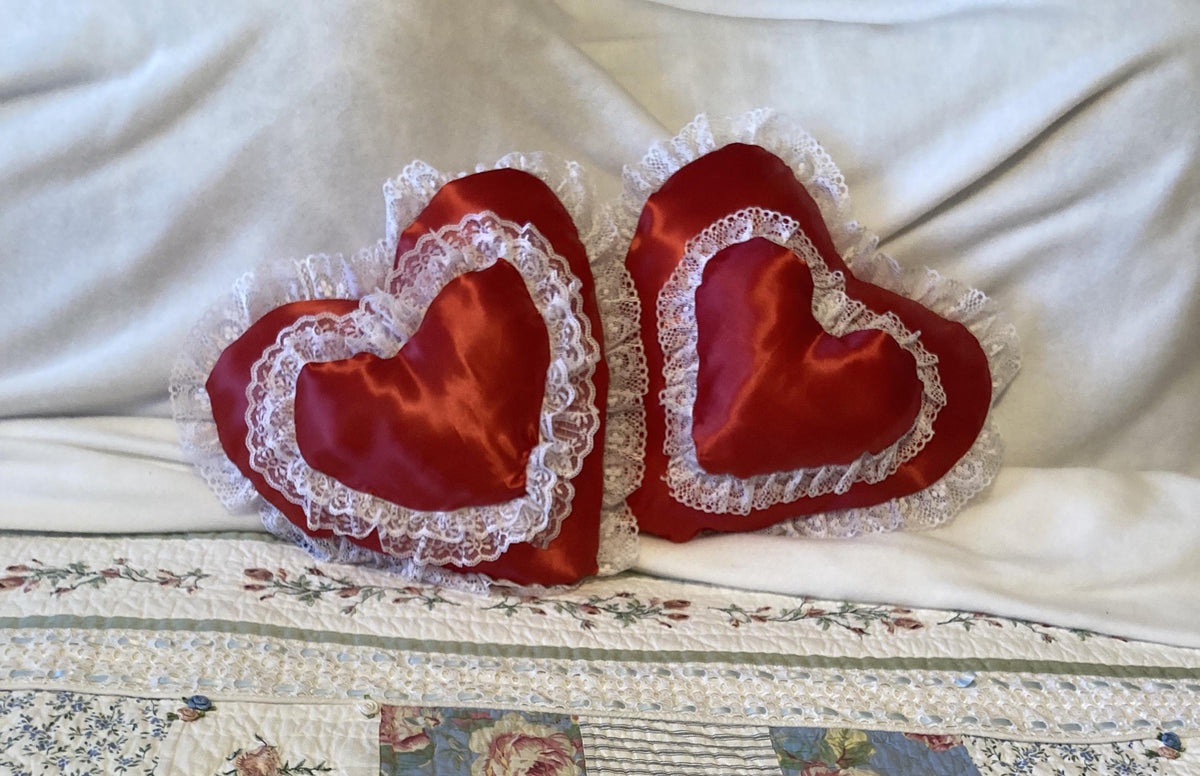 RED HEART PILLOWS Saying I Love You for Valentine's Day