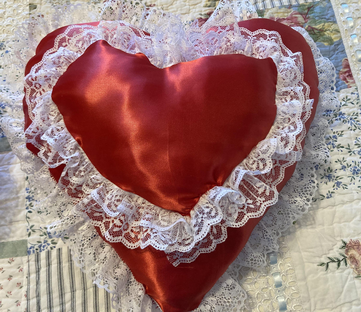 RED HEART PILLOWS Saying I Love You for Valentine's Day