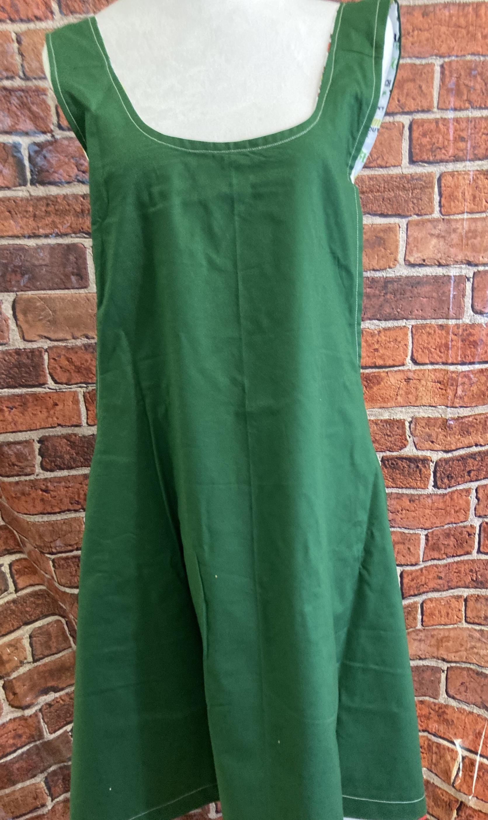 GRINCH CHRISTMAS SAYINGS on Reversible Cross Back Apron