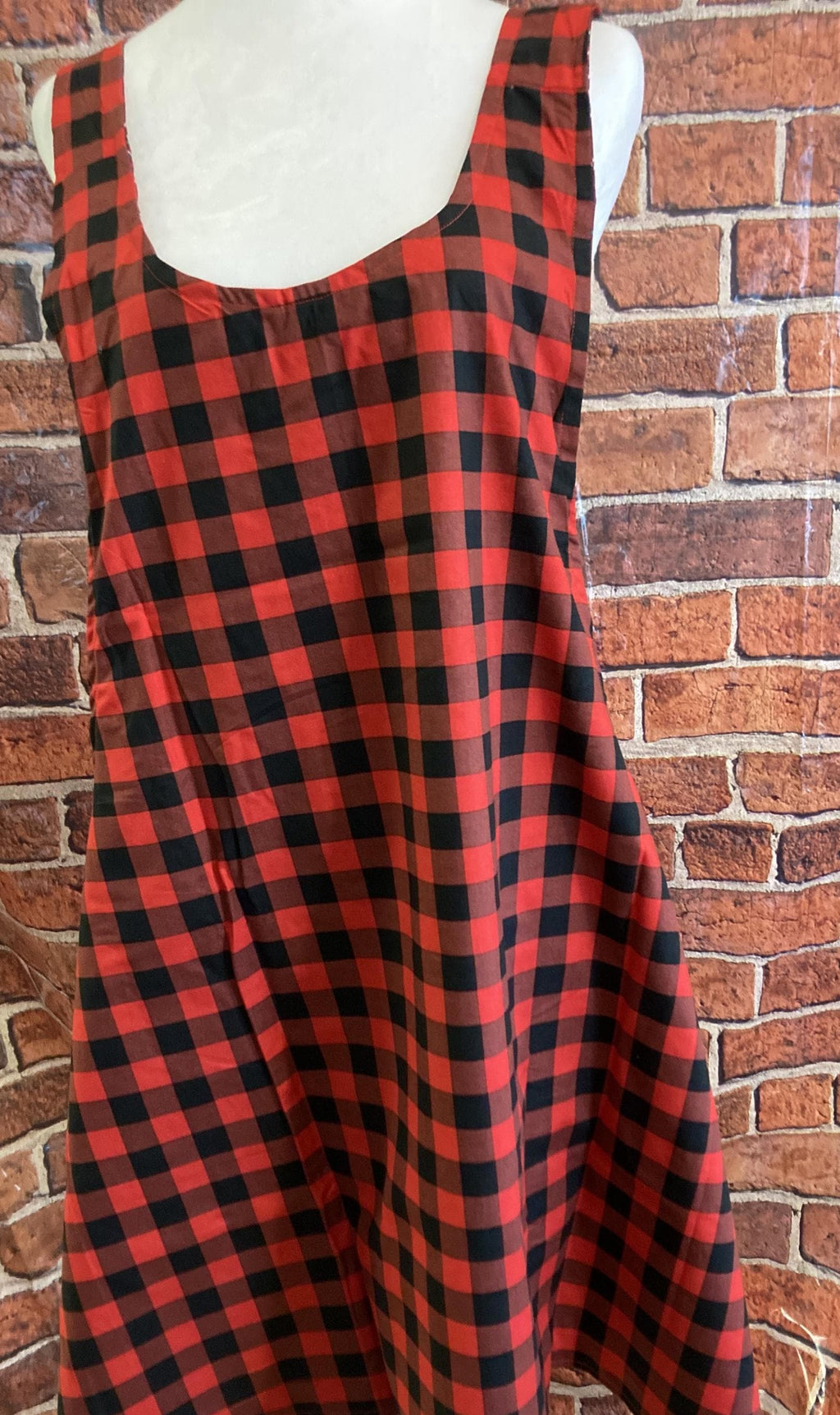 Reversible Christmas Apron: Faux Cross Stitch Reindeer, Red Black Plaid (1x-2x)
