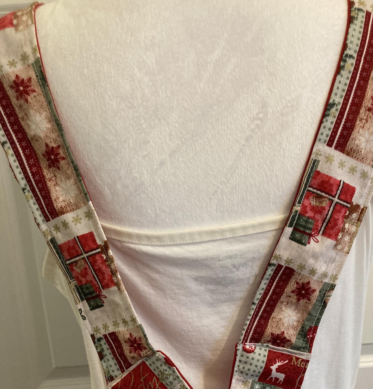 Handmade RETRO CHRISTMAS STOCKINGS on Reversible Cross Back Apron