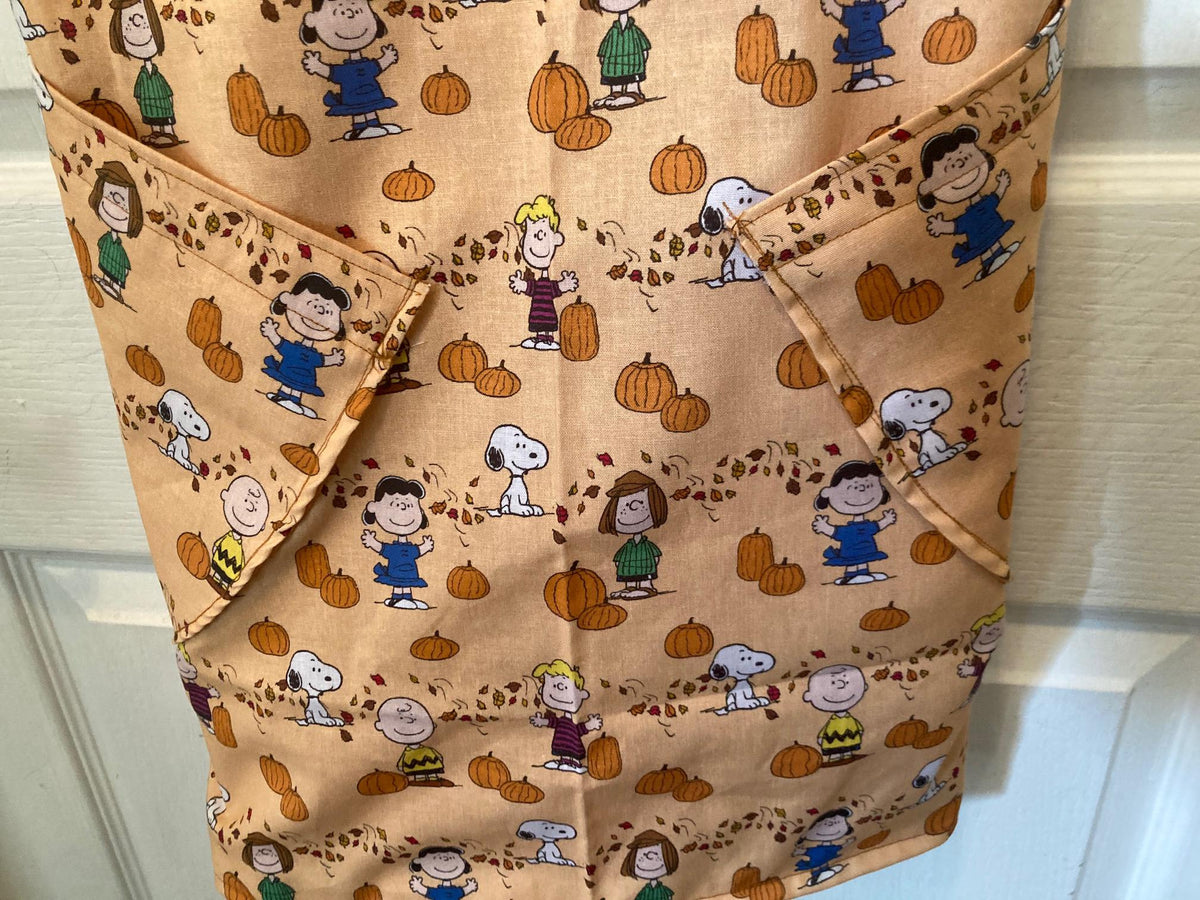Peanuts Harvest Reversible Cross back Apron, Pumpkins colored, Pockets, Kitchen Wear