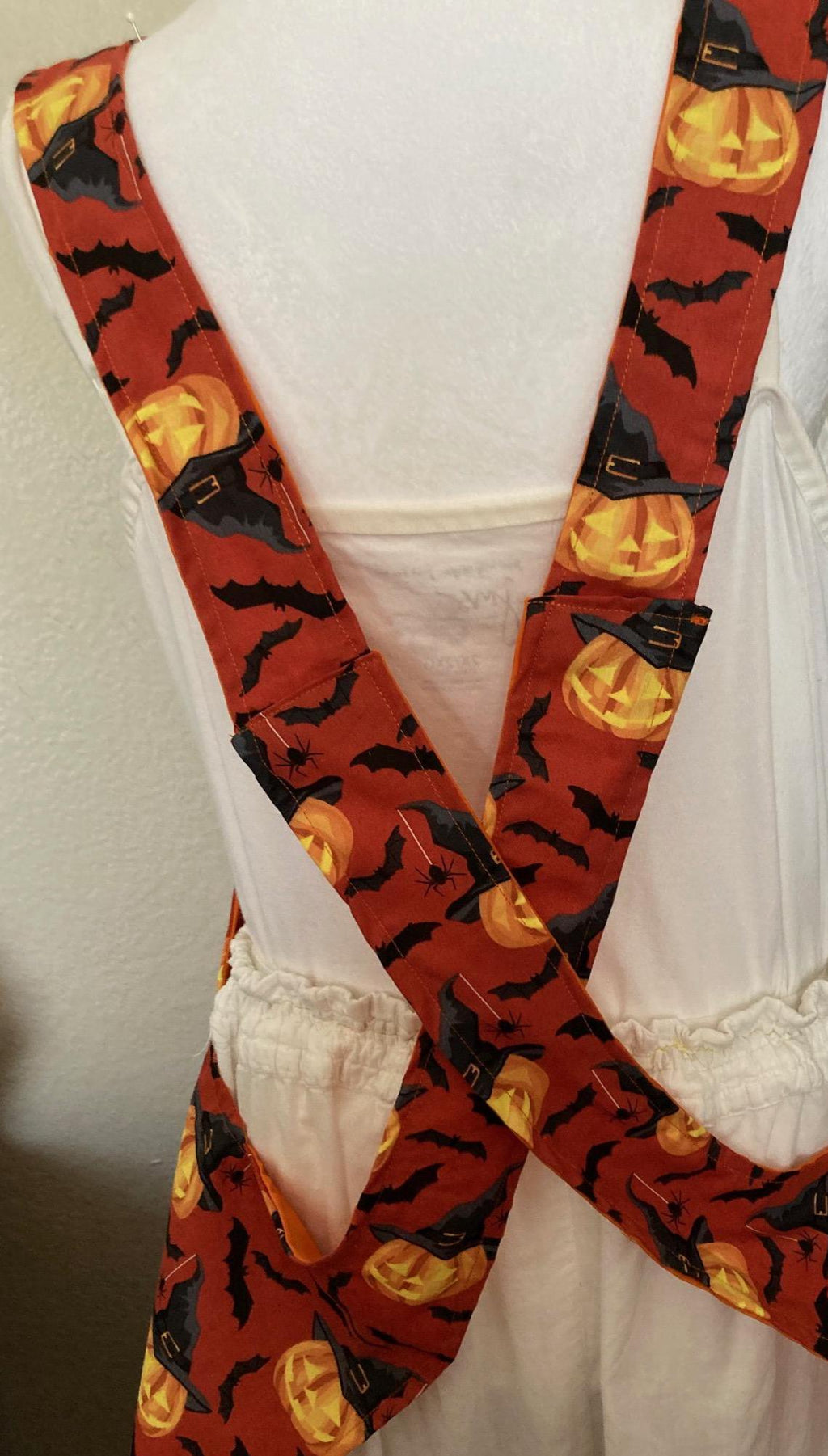 HALLOWEEN PUMPKIN WITCH Reversible Cross Back Apron