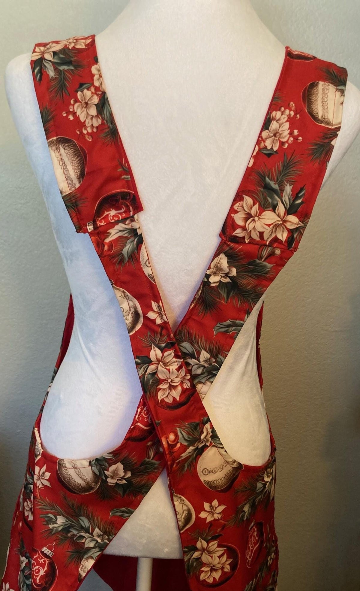Christmas Ornaments, Handmade reversible Cross Back Apron, Lightweight polyester, gift for Mom
