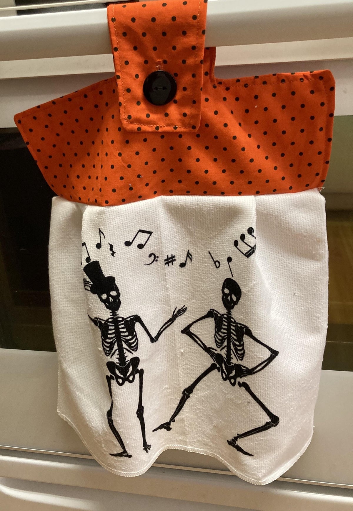 Hanging Towels Happy Halloween